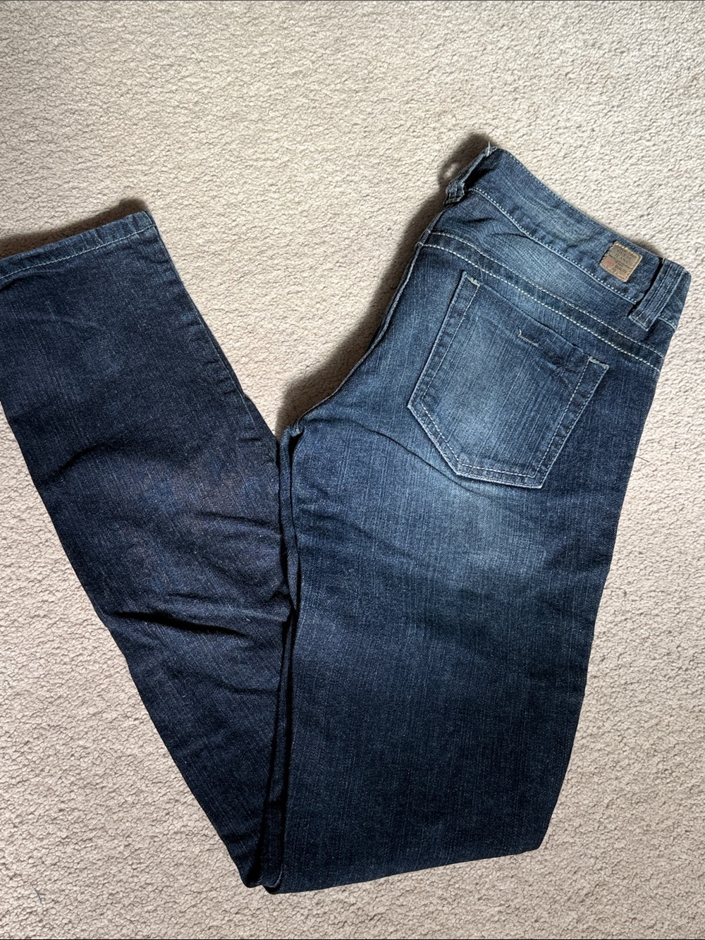 Guess Women's Skinny Jeans in Dark Indigo Wash